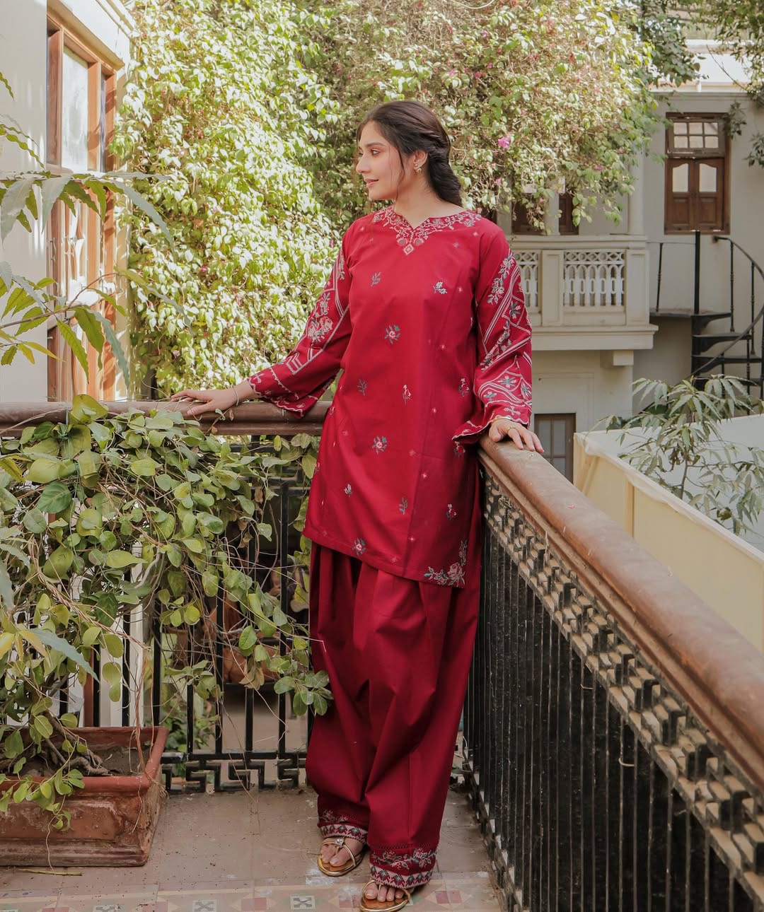 Dua Embroidery 2pc