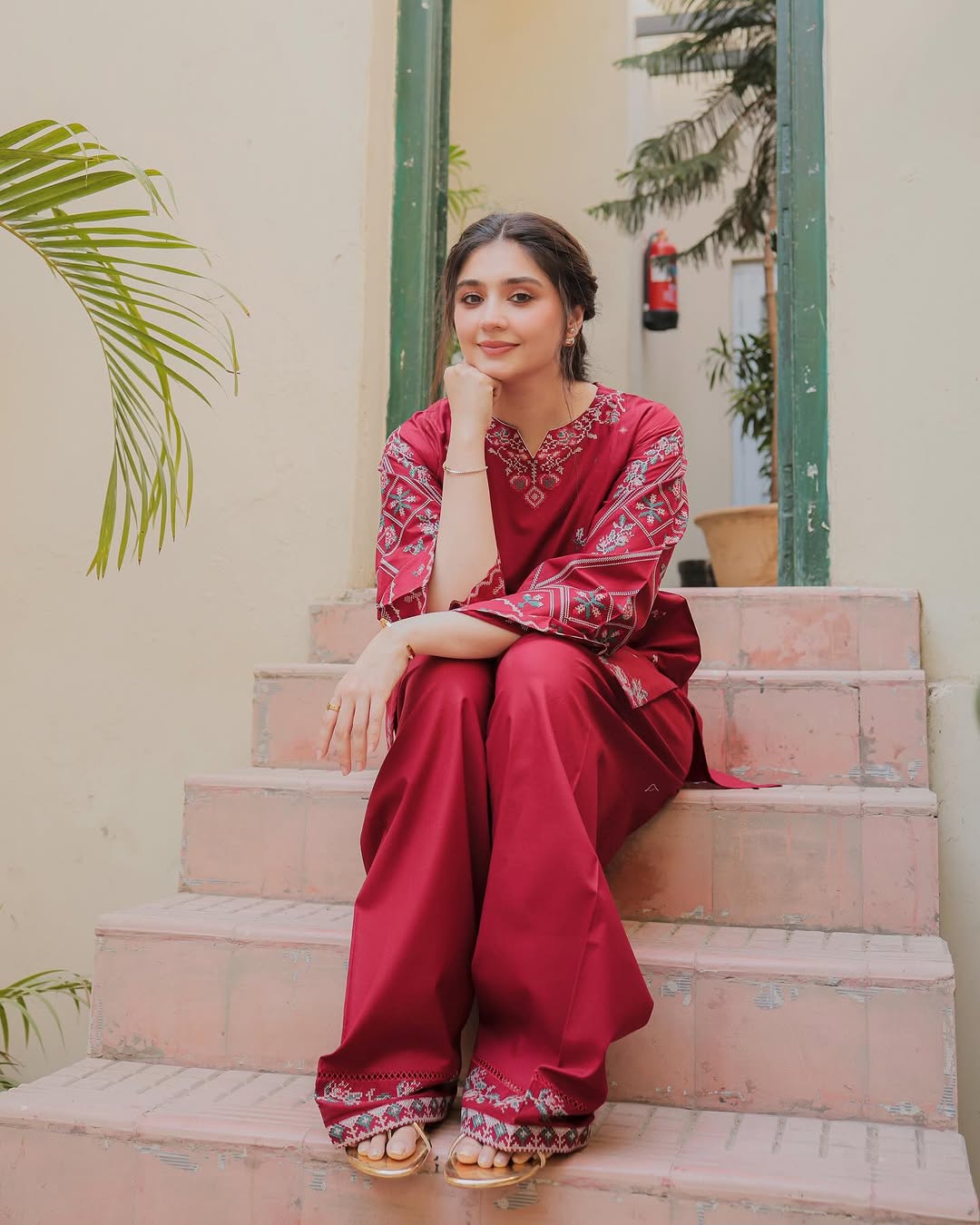 Dua Embroidery 2pc