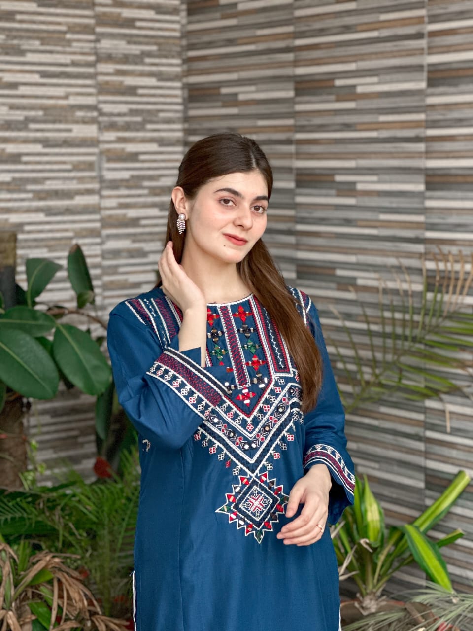Sindhi V1 Embroidery 2Pc