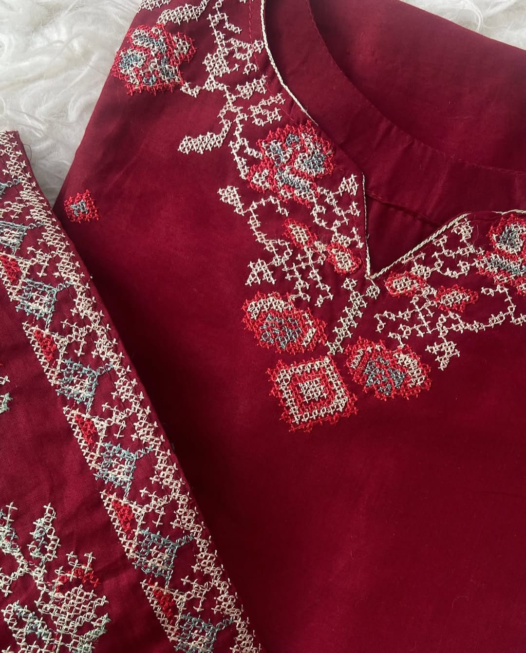 Dua Embroidery 2pc