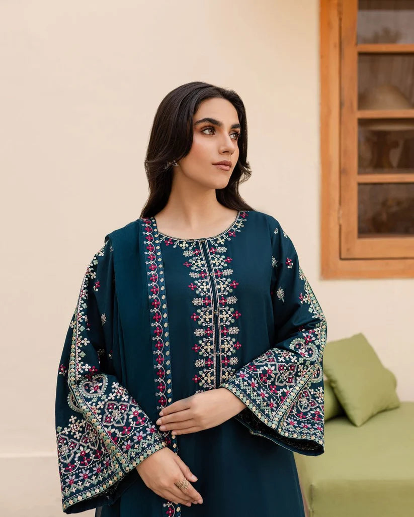 Aadab Embroidered 3pc