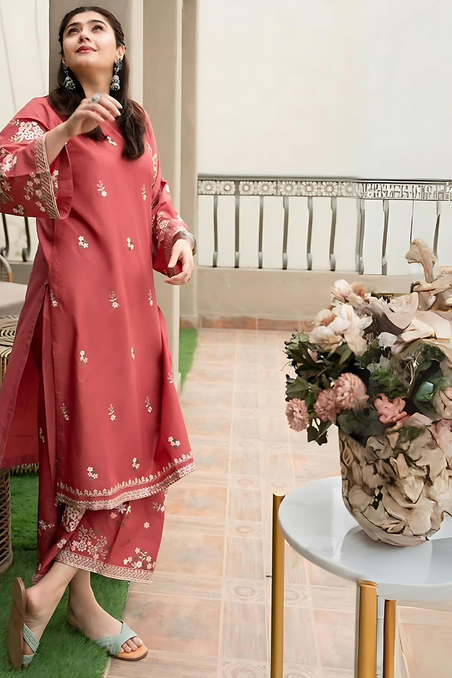 Fabeha Embroidered - 2 Piece