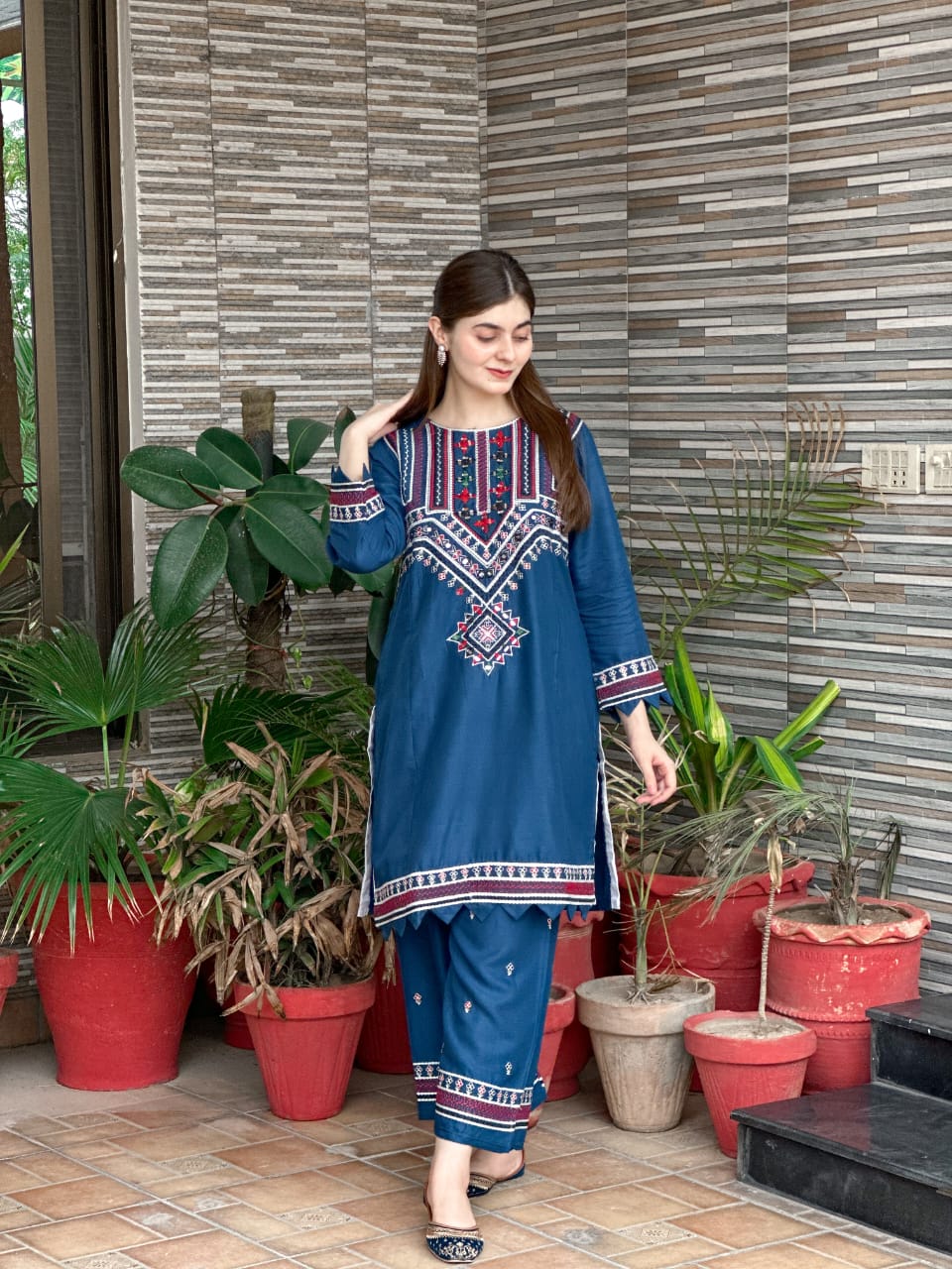 Sindhi V1 Embroidery 2Pc