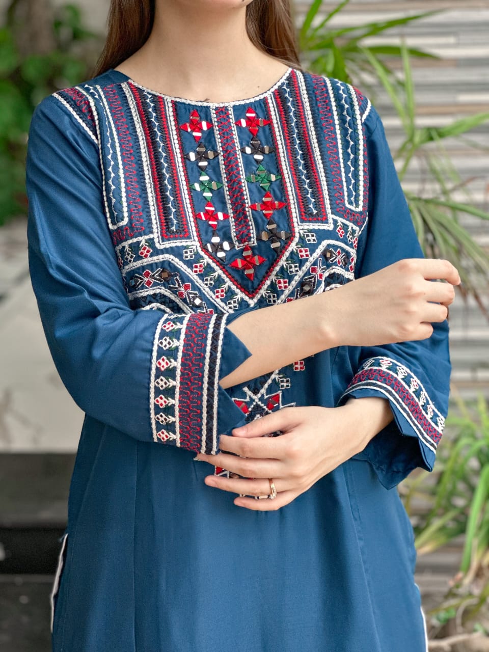 Sindhi V1 Embroidery 2Pc