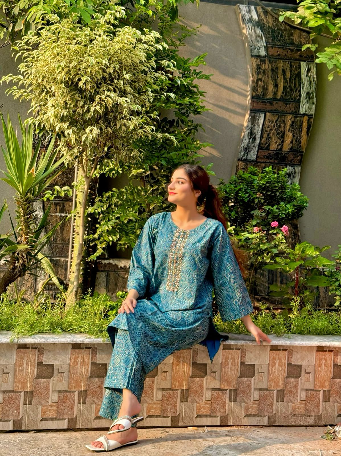 Handwork 2pc